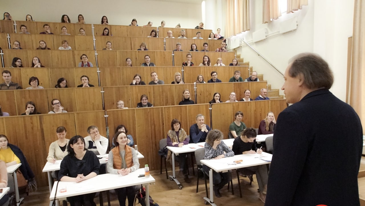 13 университетов при поддержке Министерства науки РФ провели единственное в Европе масштабное исследование качества образования в условиях пандемии