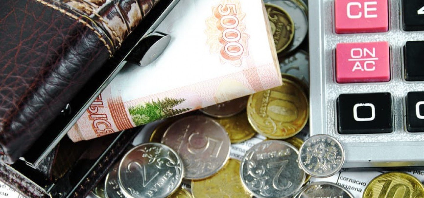 Какую зарплату школьные учителя считают справедливой