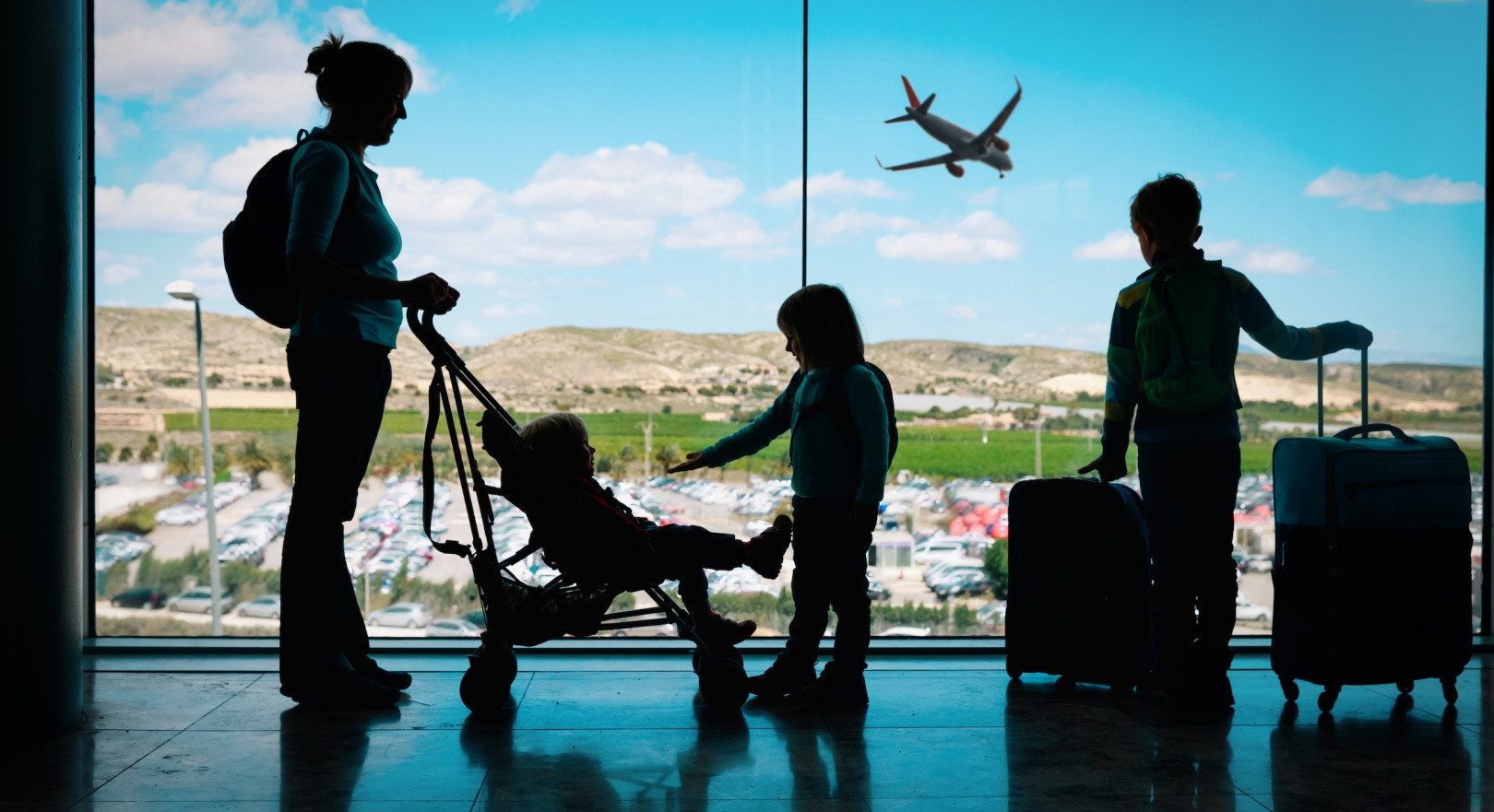 МВД планирует изменить порядок выезда несовершеннолетних за границу