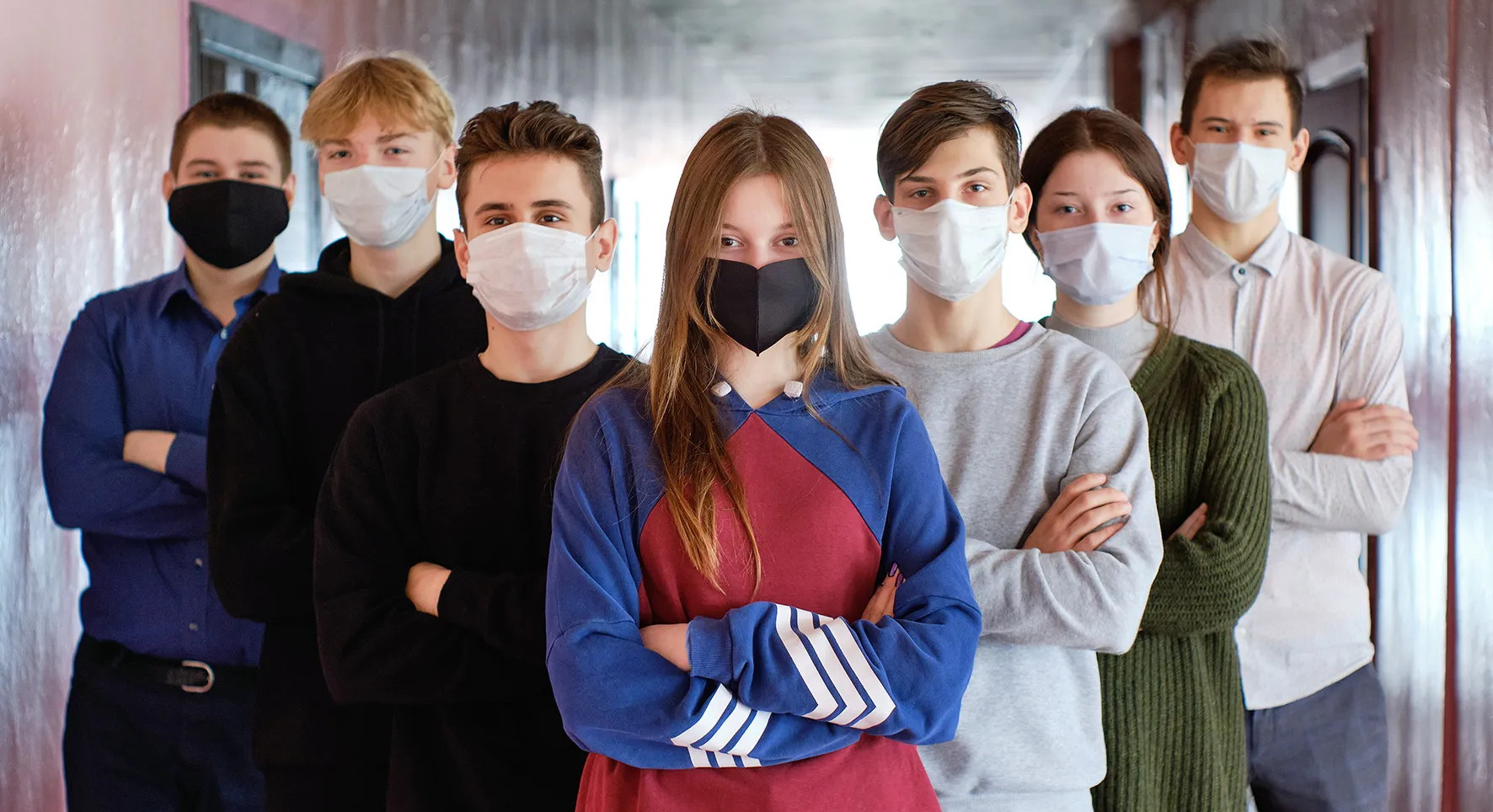 В школах Воронежской области вводится масочный режим для учеников и педагогов