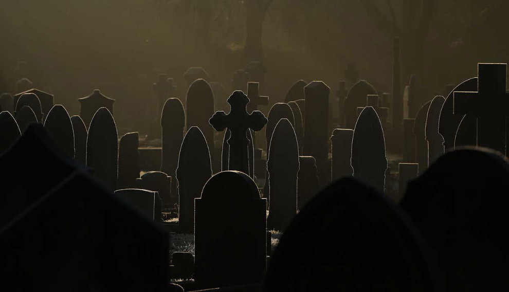 В Испании процветает кладбищенский туризм