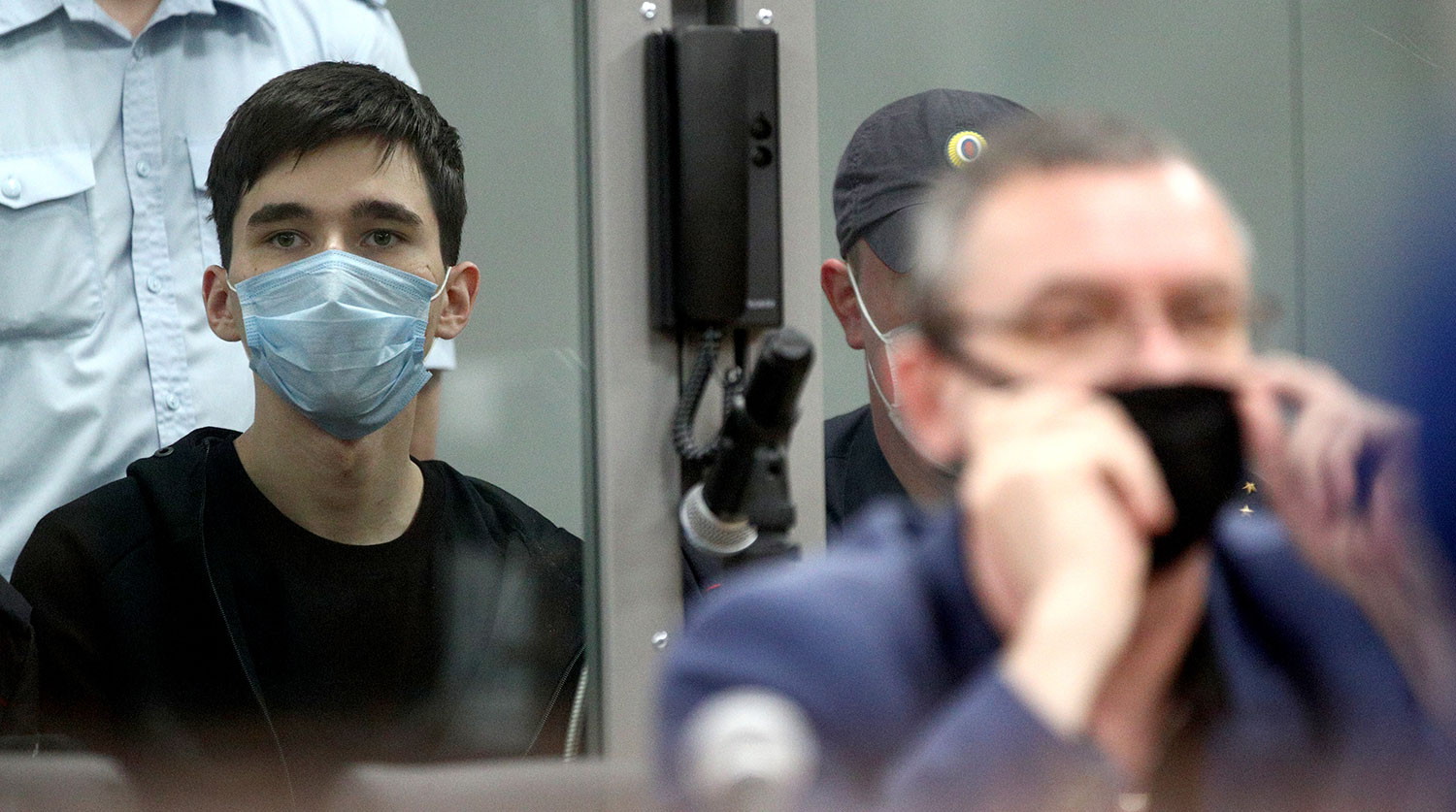 Устроившего стрельбу в казанской школе Галявиева признали вменяемым