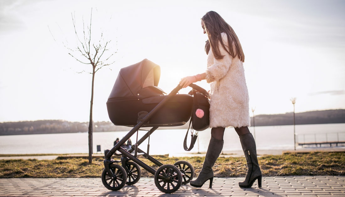 Социальные выплаты семьям с детьми в 2022 году увеличат на 4,8%