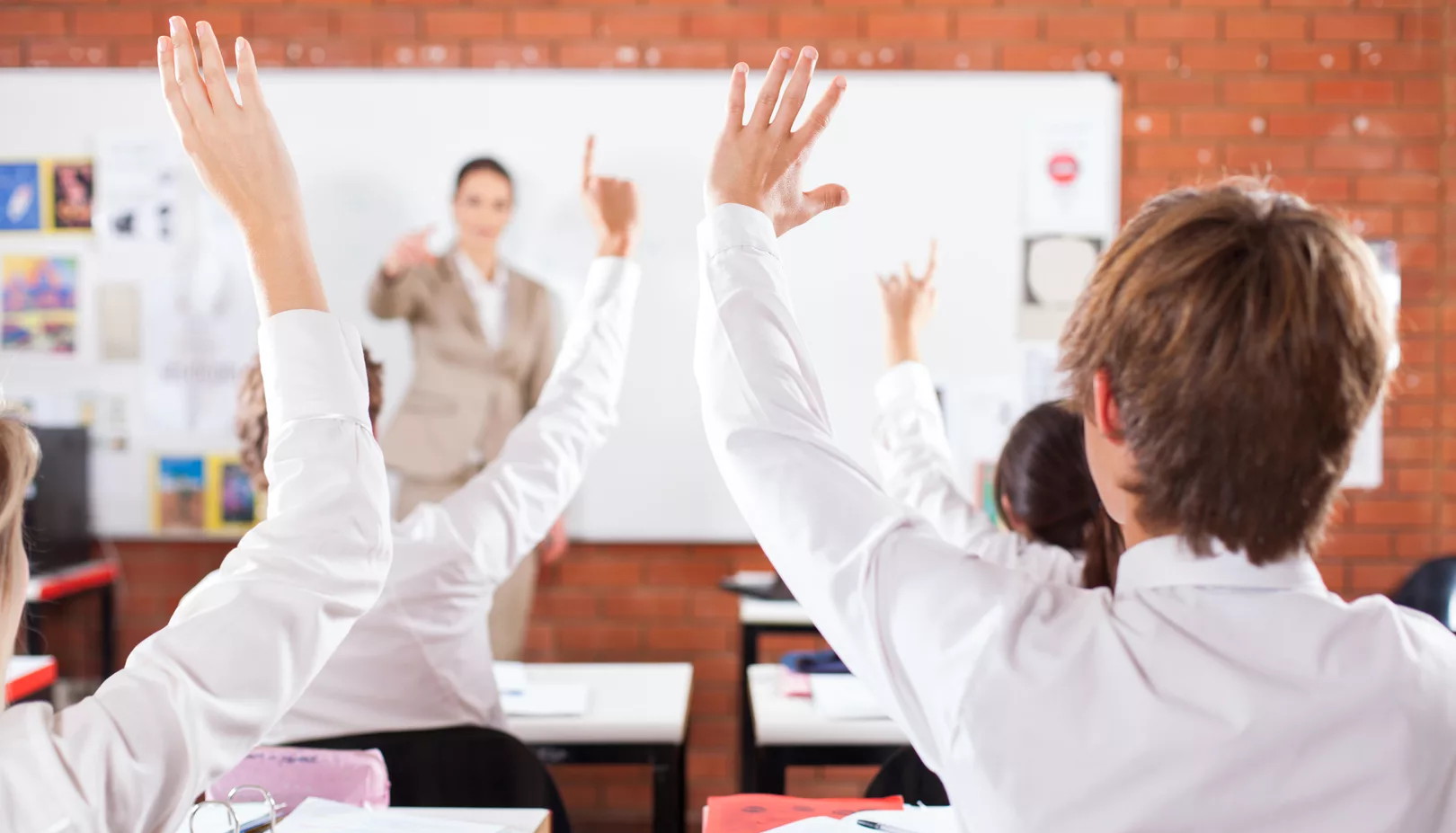 Министерство просвещения: предпосылок для введения повального дистанта в 2022 году нет