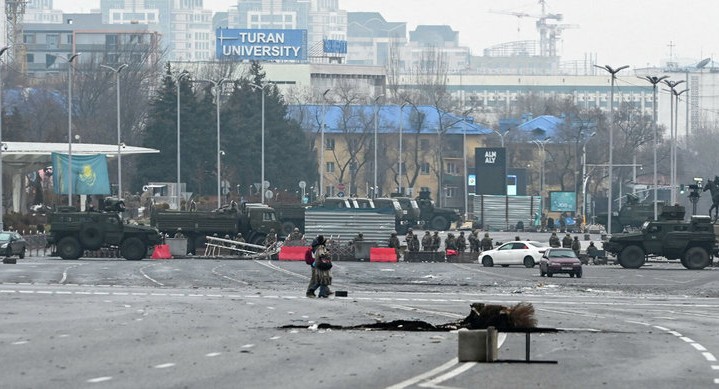 МИД России открыл «горячую линию» для россиян, застрявших в Казахстане