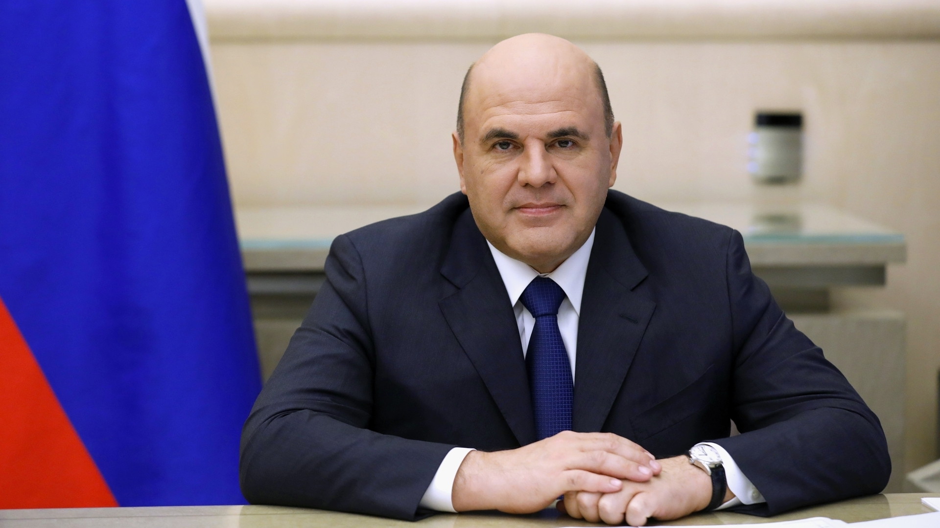 Михаил Мишустин утвердил состав оперативной рабочей группы по COVID-19