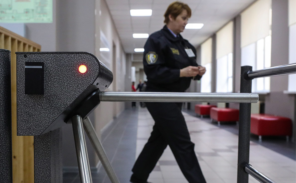 ​В подмосковных школах  начались внеочередные проверки мер безопасности