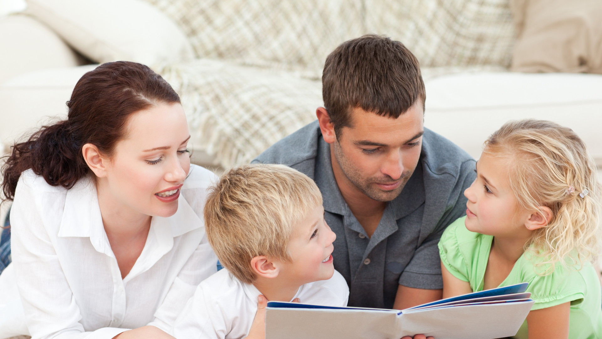 ВЦИОМ провел опрос о том, кто несет ответственность за воспитание детей