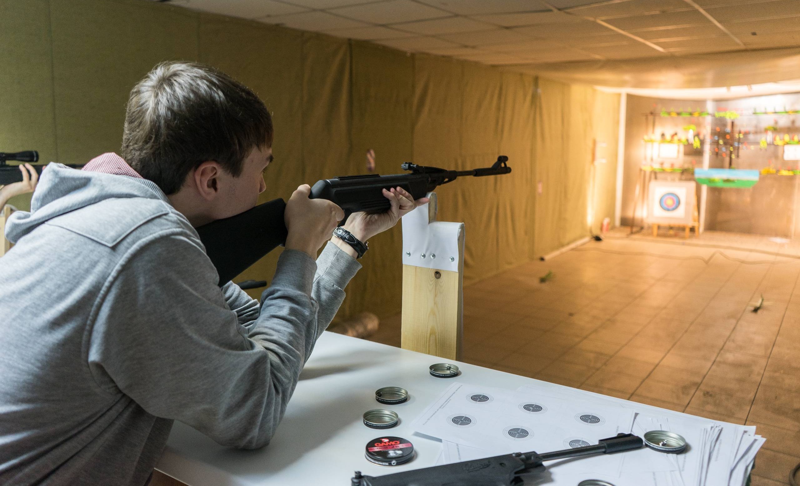 В школах планируют открыть тиры