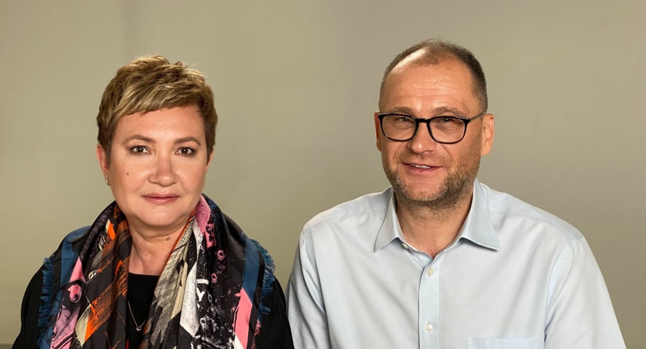 Почему ребенку с РАС важно общаться со сверстниками, что должны знать об аутизме нейротипичные дети и как они могут помочь сотрудникам инклюзивной группы детского сада