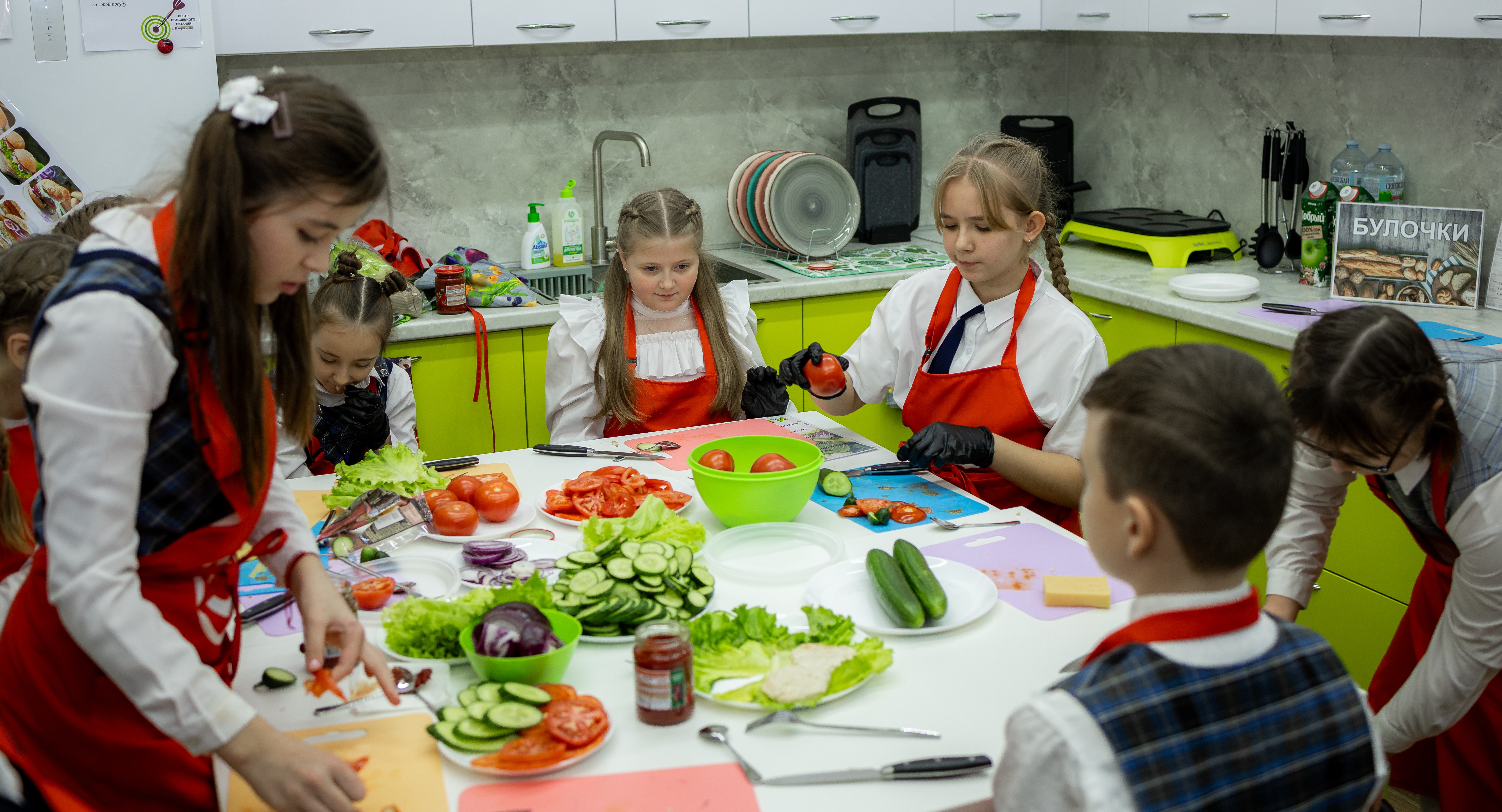 Новый сезон «Школы питания»: к урокам присоединятся дошкольники и студенты колледжей