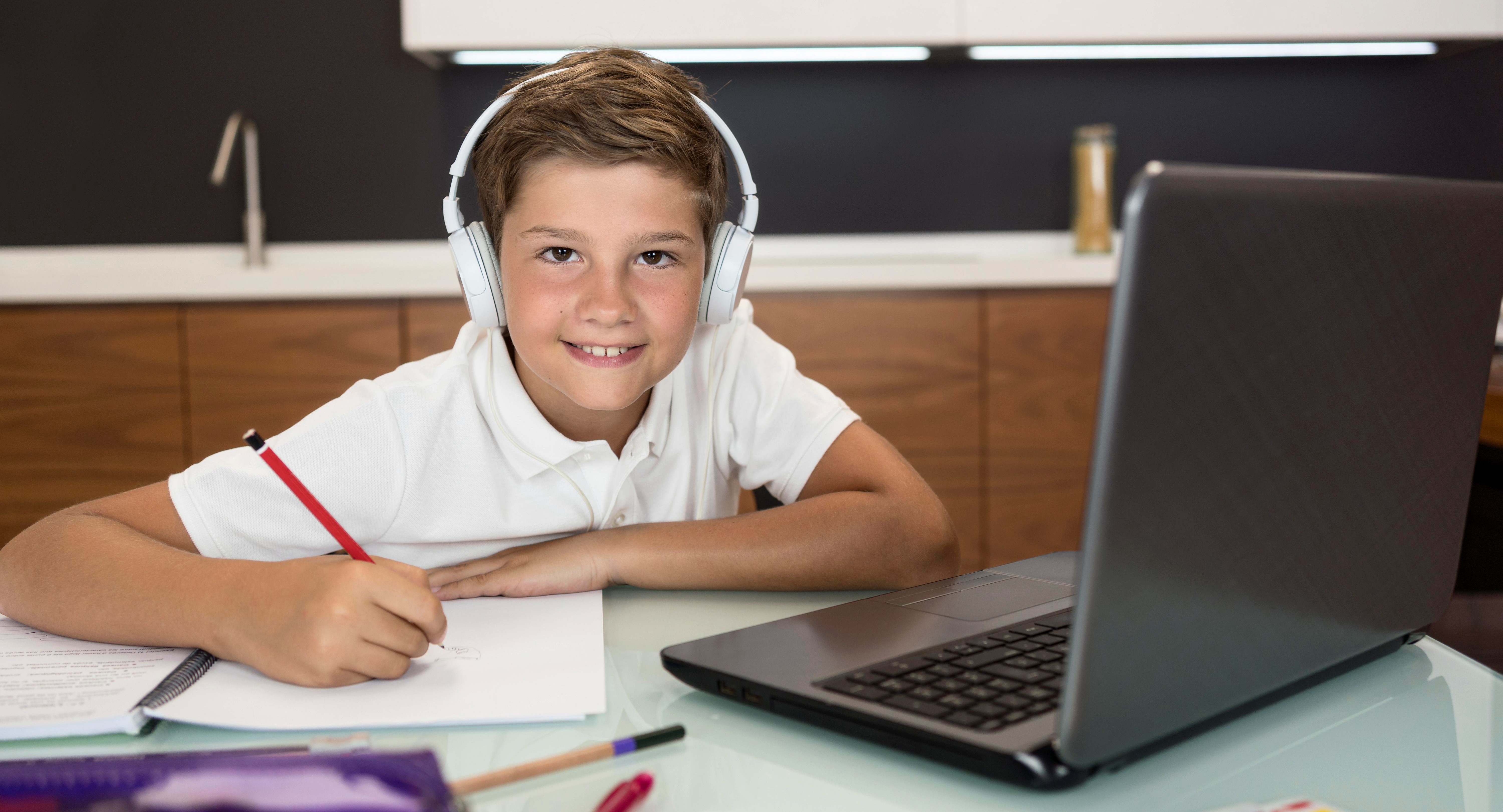 В России хотят запретить сайты с готовыми домашними заданиями