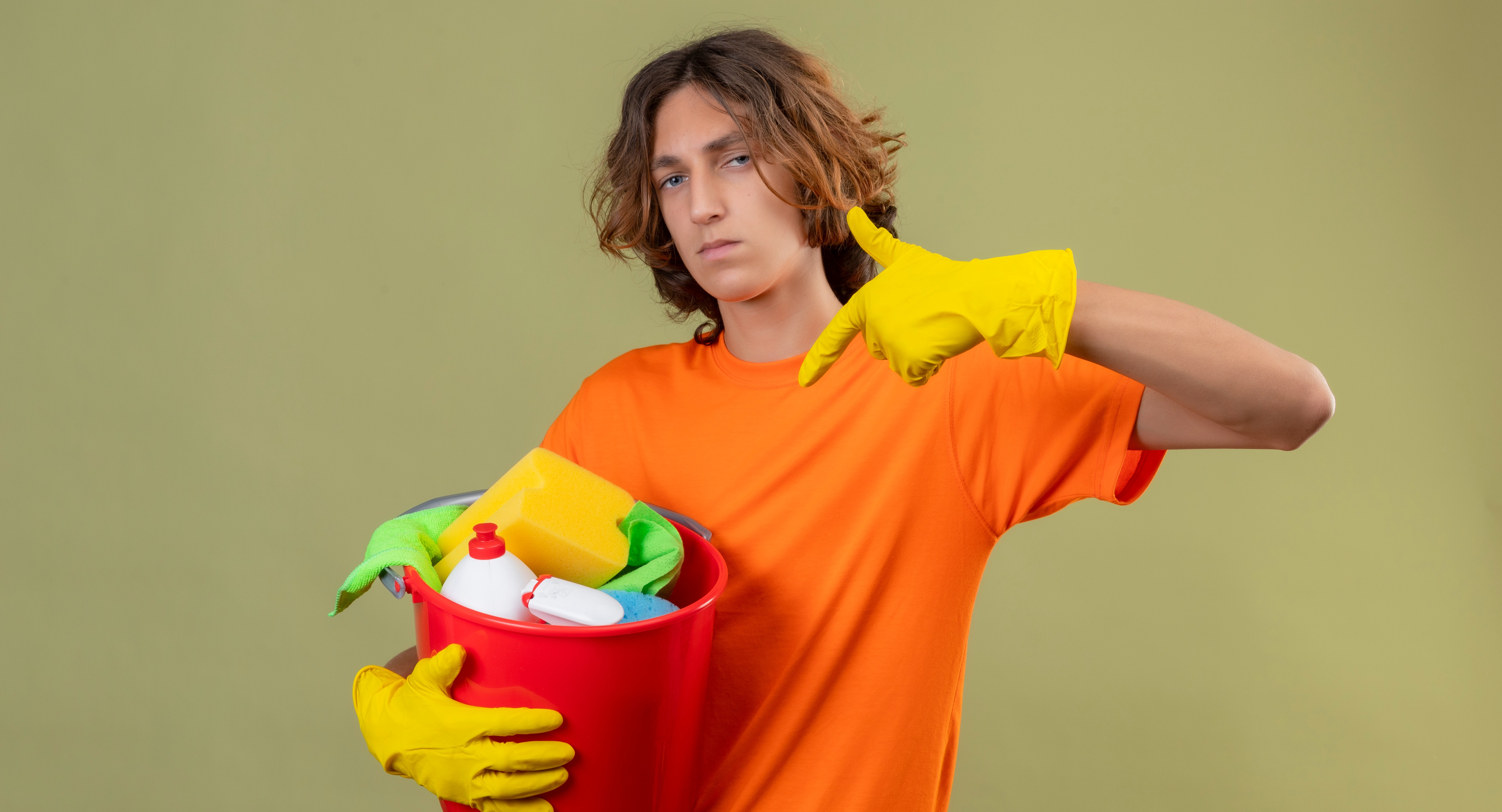 В Госдуме напомнили о праве привлекать школьников к труду без согласия родителей