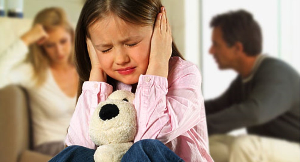 Отчимы и мачехи могут получить право общаться с детьми после развода