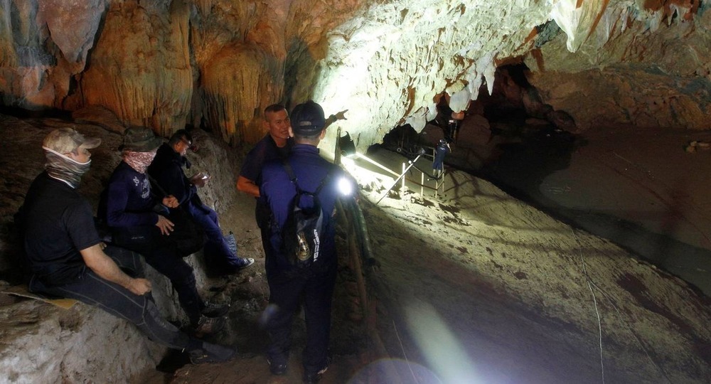 В Таиланде начался последний этап эвакуации детей из пещеры
