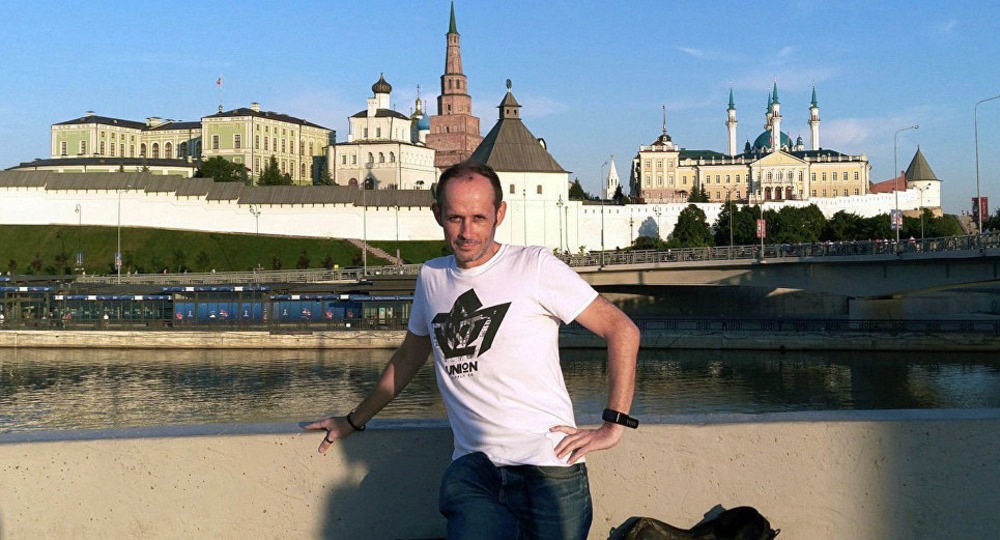 «Хочу здесь жить!» Почему иностранные болельщики остаются в России