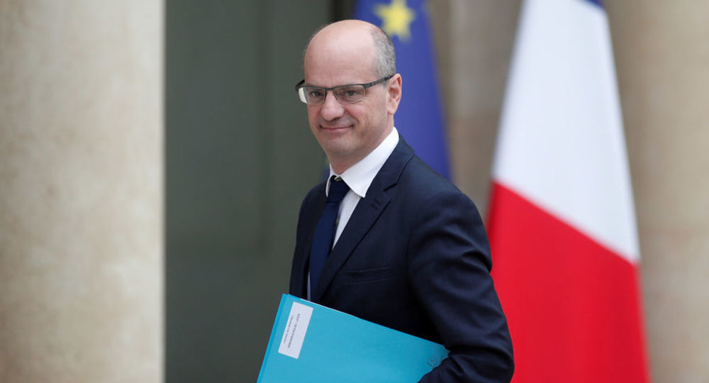 Франция: министр рассказал о нововведениях в образовании