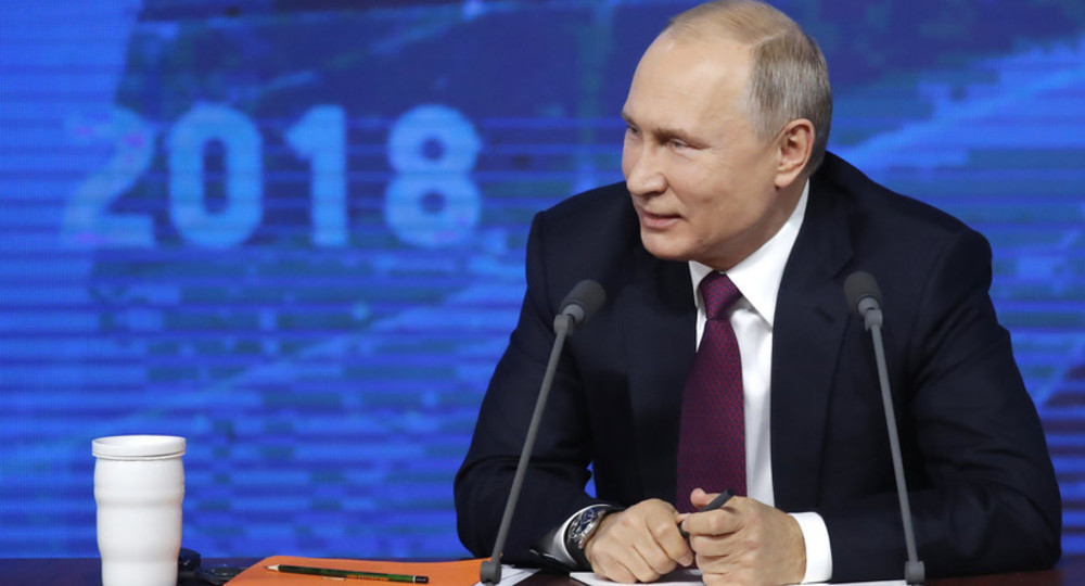 Владимир Путин: В ситуации с рэперами в стране нужно не практиковать подход «хватать и не пущать», а бороться с пропагандой негативных элементов аккуратно