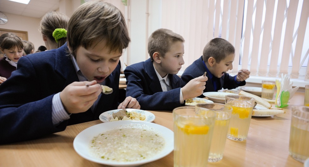 В Тюмени открывают «Горячую линию» по организации питания в школах