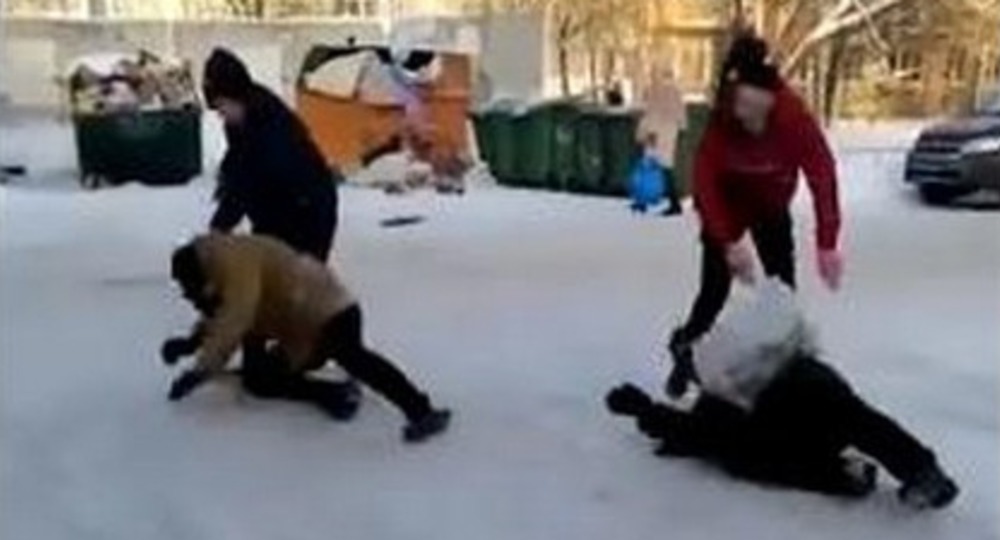 В Петербурге дети избивали бездомных и снимали издевательства на видео