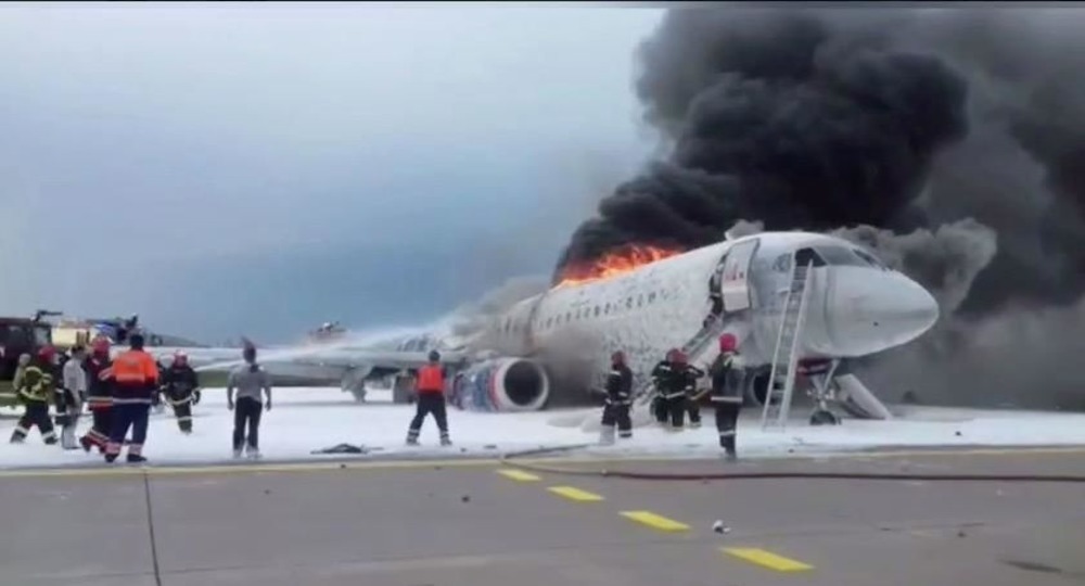 В результате авиакатастрофы в аэропорту Шереметьево погиб 41 человек. Среди погибших есть дети