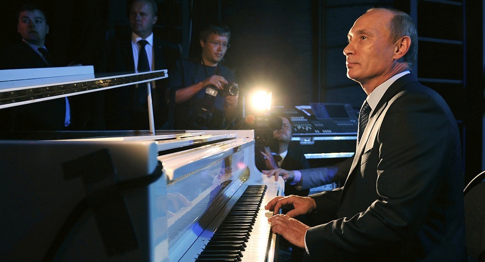 Челябинские школы искусств получат 76 новых фортепьяно от президента