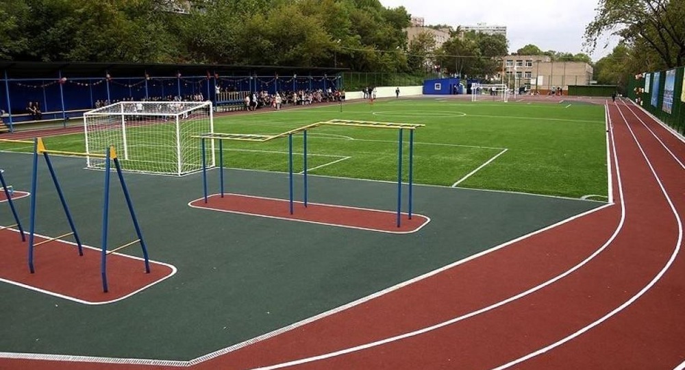 Инвесторам в Петербурге предложат строить спорткомплексы при школах