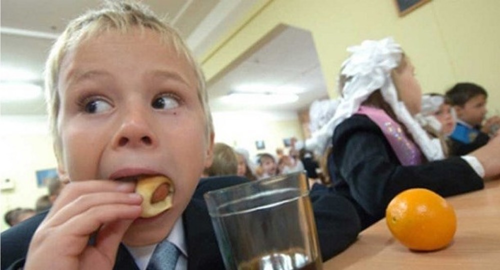 В Минпросвещения обсудили вопросы школьного питания