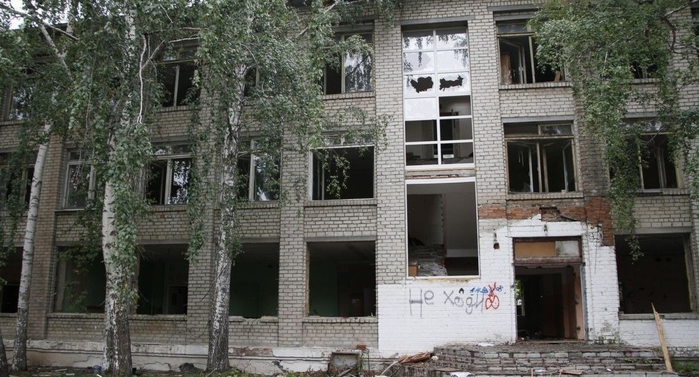 В Екатеринбурге заброшенную школу снесут за 25 миллионов рублей