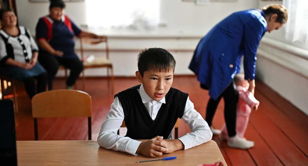Как из одной сибирской школы исчезли все ученики