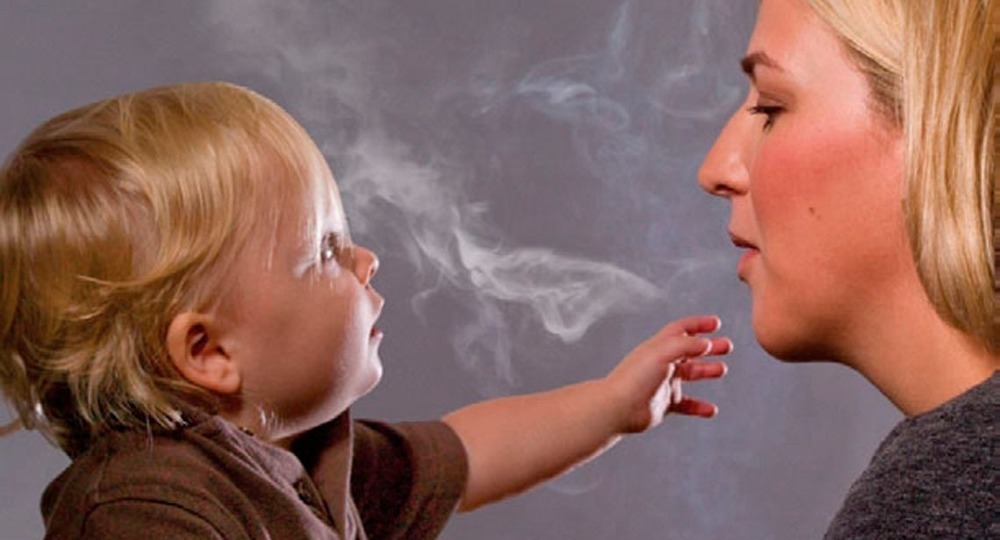 В Минздраве рассказали о воздействии табачного дыма на зрение у детей
