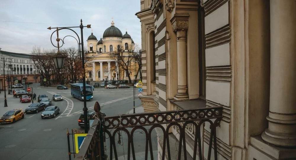 В Петербурге открылся частный музей Бродского — с комнатой, где жил поэт