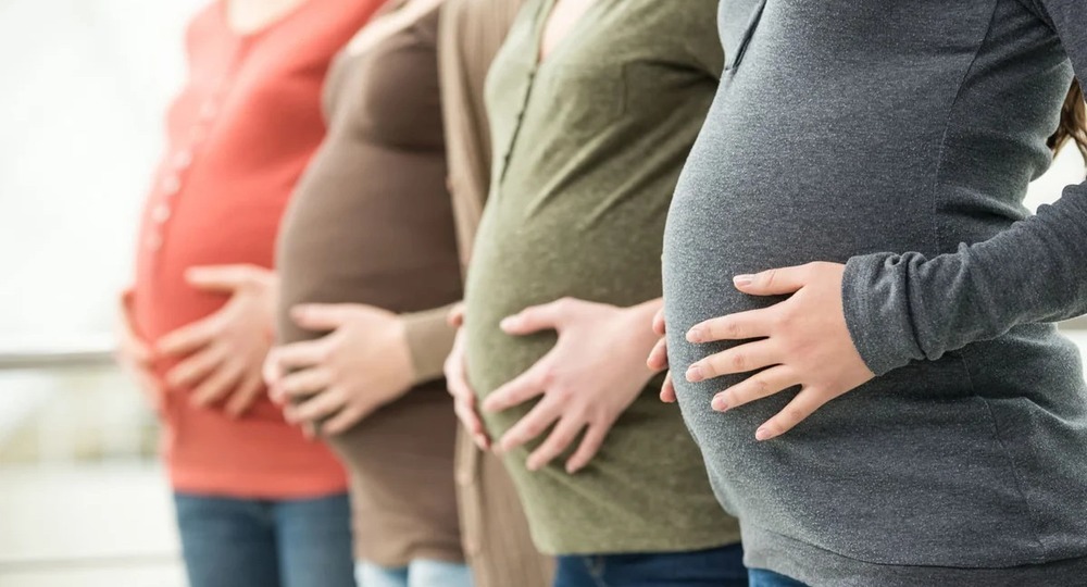 Минтруд отклонил инициативу давать беременным оплачиваемый больничный из-за вспышки коронавируса