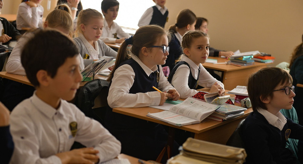 В Абхазии не готовы перейти на дистант: школьников нужно обеспечить планшетами, а учителей еще и обучить работе с гаджетами