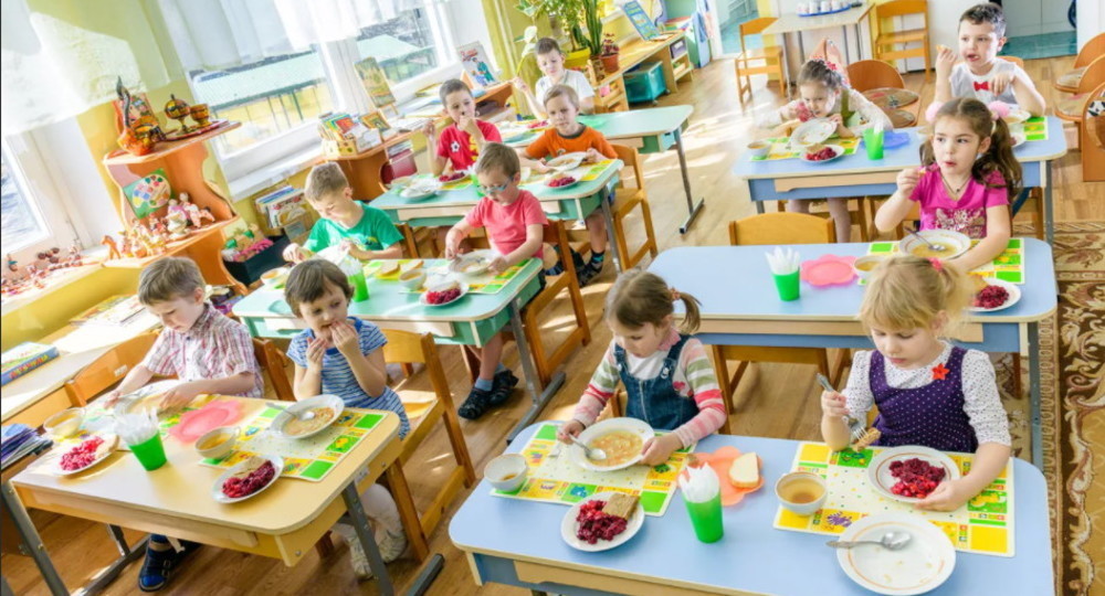 Только 8% школ могут организовать питание для детей с аллергией и сахарным диабетом