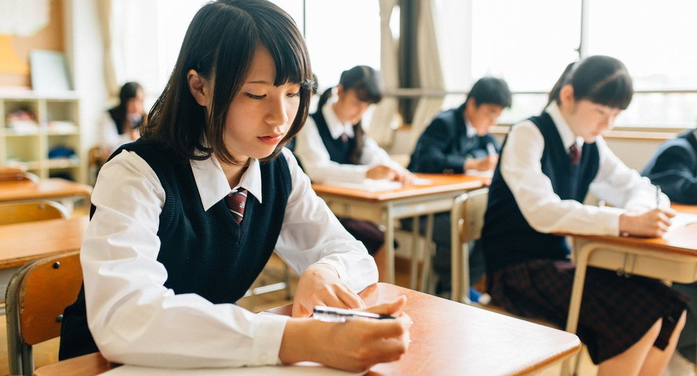 Пандемия вызвала стресс у 70% школьников в Японии