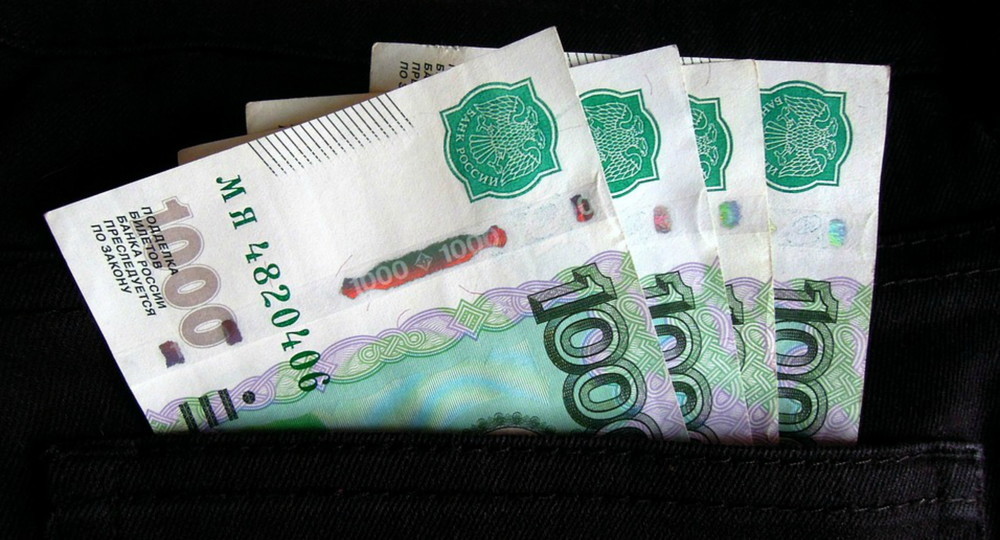 Матерям-одиночкам предлагают выплатить 3000 рублей к Новому году