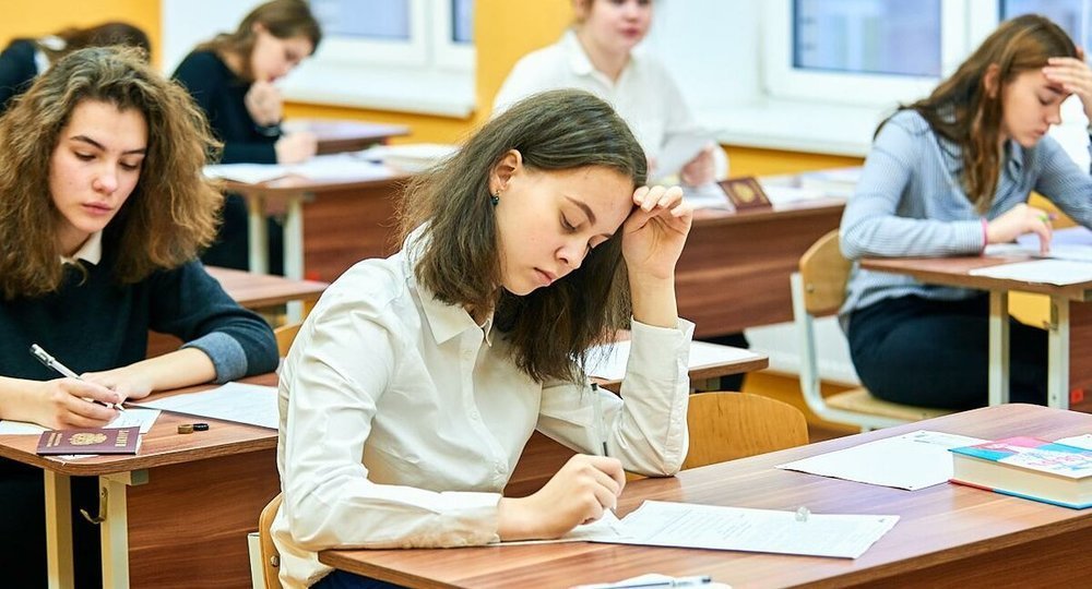 ​О чем пишут итоговое сочинение в московских школах