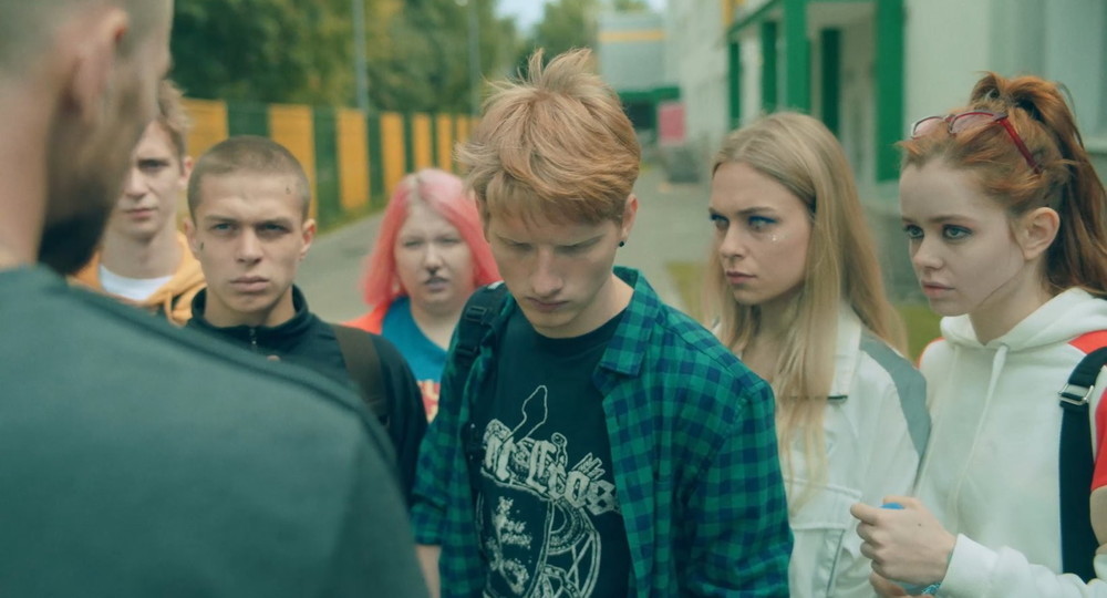 Владимир Путин предложил создать систему социального сопровождения трудных подростков