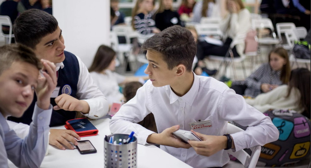 1100 стартап-проектов предложили школьники и студенты в молодёжных акселераторах Сбера