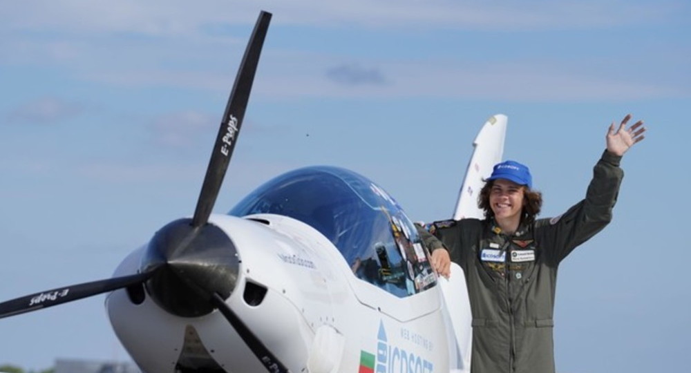 17-летний британец стал самым молодым пилотом, обогнувшим планету в одиночку на самолете