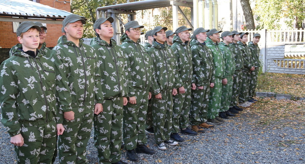Пятидневные сборы по военной подготовке для школьников стартовали на Алтае