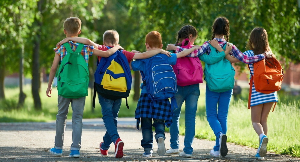 40% родителей утверждают, что образовательную среду в тех школах, где учатся их дети, нельзя назвать дружелюбной