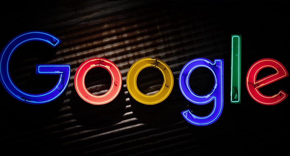 Google начнет выявлять пользователей с суицидальными мыслями и предлагать им помощь