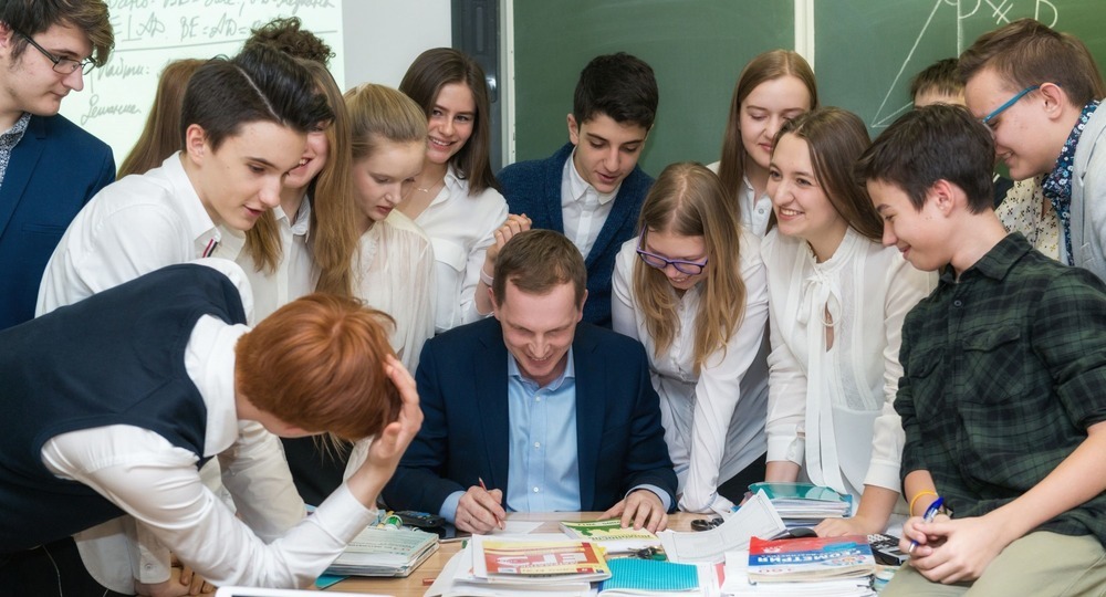 Как проверяют качество образования в московских школах
