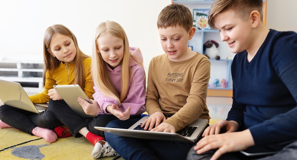 Топ-15 онлайн-школ программирования для детей Топ-15 онлайн-школ программирования для детей