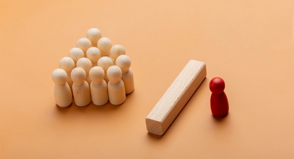 Нафтали Беннет: нужно расформировать министерство образования в Израиле