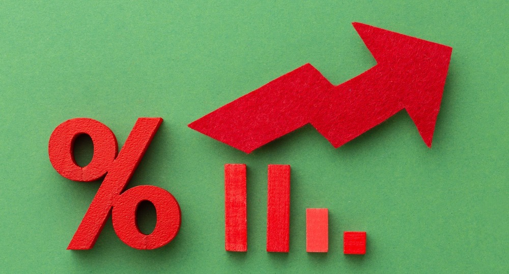 Заслуженным учителям и врачам предложили выплачивать повышенную пенсию