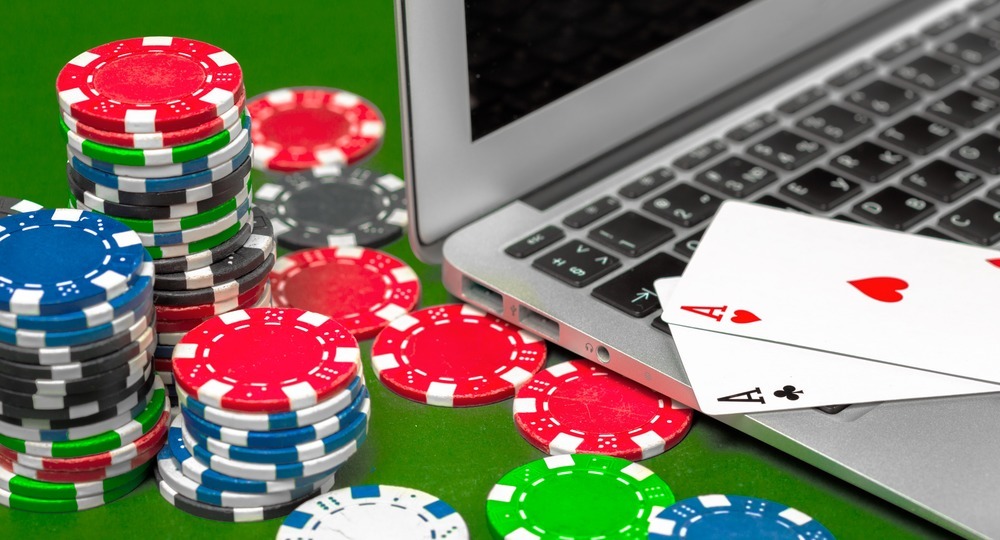 В Госдуме призвали ввести наказание за склонение детей к игре в онлайн-казино