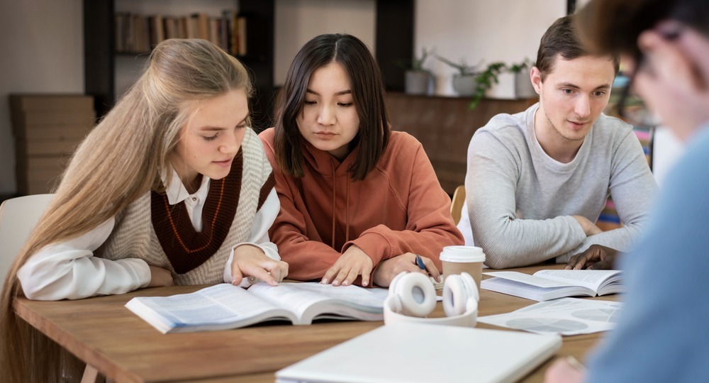 Минпросвещения представило новый образовательный стандарт для старших классов